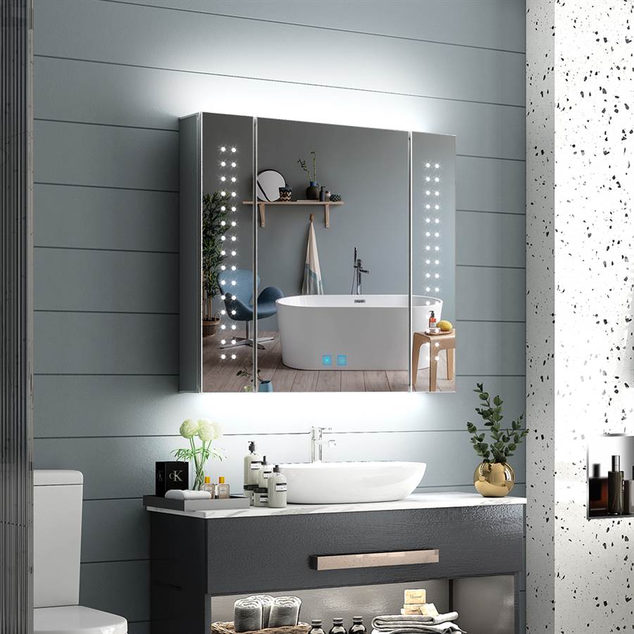 65 x 60cm Led Bathroom Mirrored Cabinet With Touch-Switch Anti-fog Shaver Socket CB01S